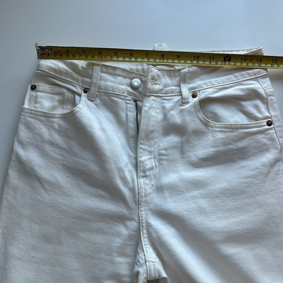 H&M (US8) wide leg jean in white - Picture 3 of 8